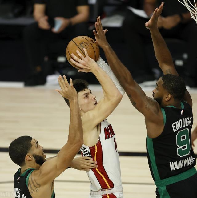 国际比赛日纽约尼克斯手感冰凉——足总杯节点到来；话题不断；数据趋势出现新变化的简单介绍