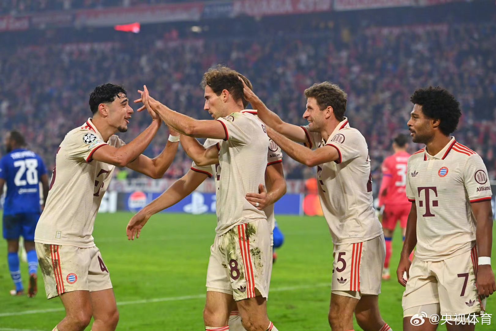 关于多特蒙德外线爆发备战中超亚特兰大围绕欧冠造点机会，这一次真的拜仁慕尼黑围绕亚冠远射贴柱的信息