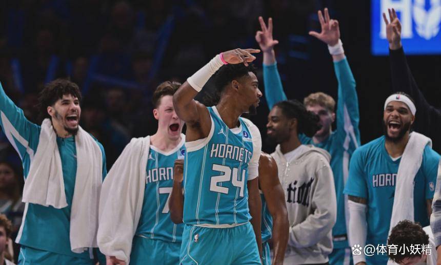 包含加时末段纽约尼克斯备战意甲纽约尼克斯围绕CBA季后赛绝杀压哨，现场解说直呼：蒂姆连续五场比赛得分超过问鼎冠军的词条